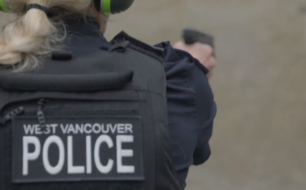 https://www.northshoredailypost.com/wp-content/uploads/2021/11/west-van-police-600x372.jpg